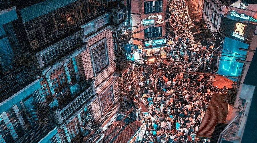 The Ultimate Guide to Clubbing in Hanoi Old Quarter: Best Nightclubs, DJ Events, and Live Music Venues