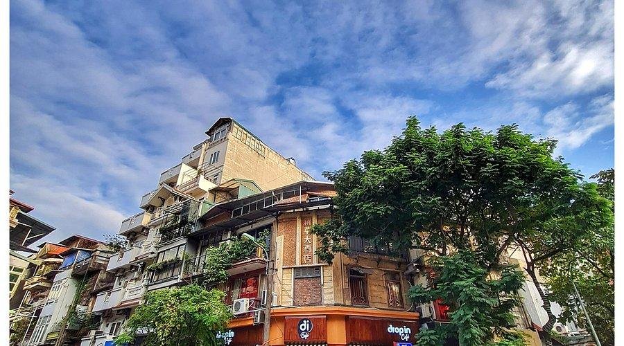 Discovering the Best Coffee Shops in Hanoi Old Quarter: From Egg Coffee to Hidden Gems