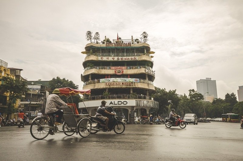 Cyclo Tour Hanoi: A Traditional Journey Through the Soul of the City