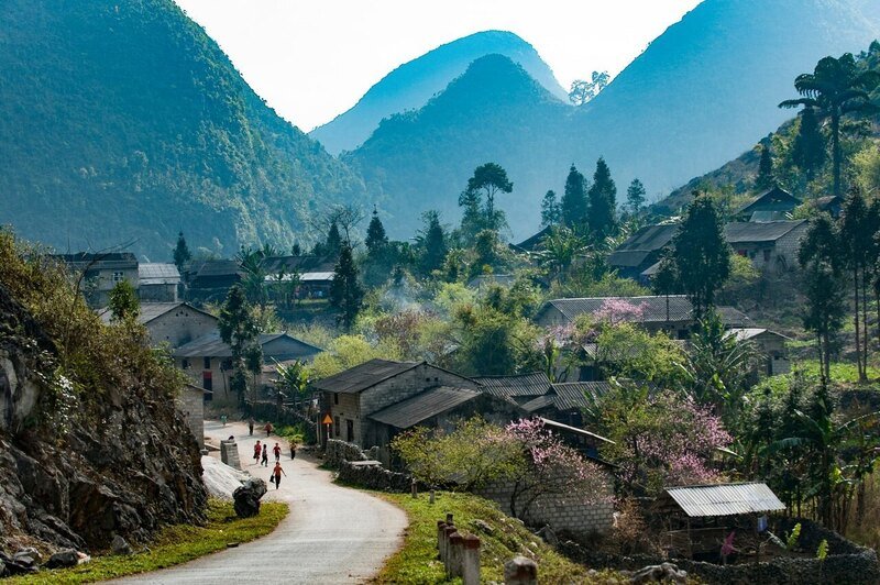 Ha Giang Loop from Hanoi: A Biker's COMPLETE Guide for 2025