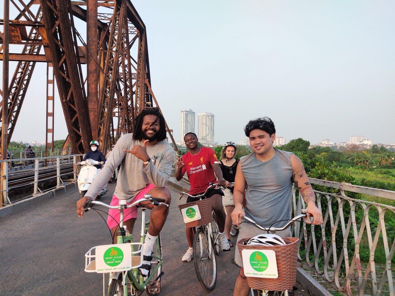 Explore the Best of Hanoi with Our 1-3 Day Bike Tour Packages