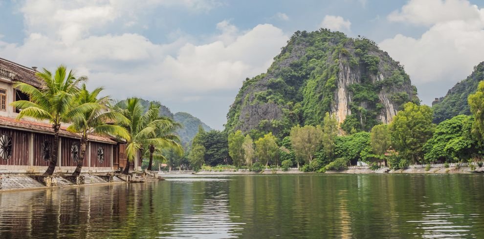 Hanoi Car Rental | Hanoi to Ninh Binh (Tam Coc - Mua Cave)