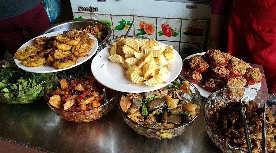 Vegan Food Tour in Hanoi: Plant-Based Dining Adventures