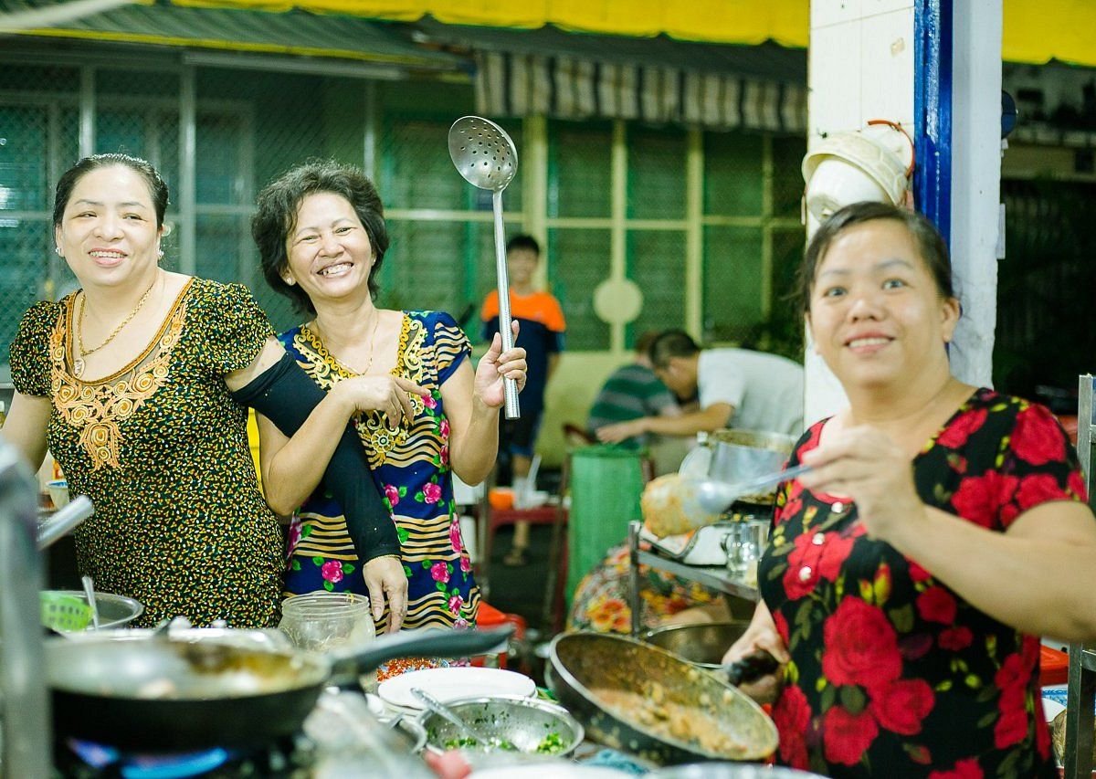 Is Street Food in Vietnam Safe? Tips for Travelers