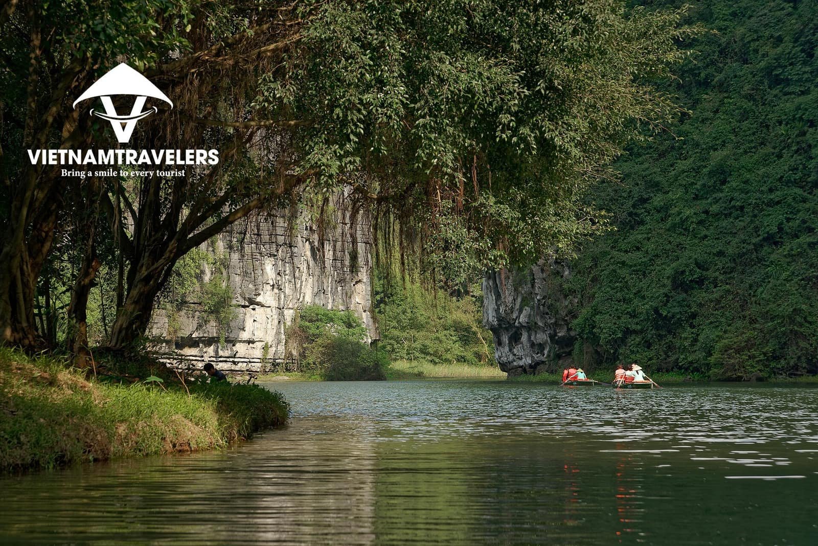 Sunrise Paddle & Local Life in Cam Thanh Half Day