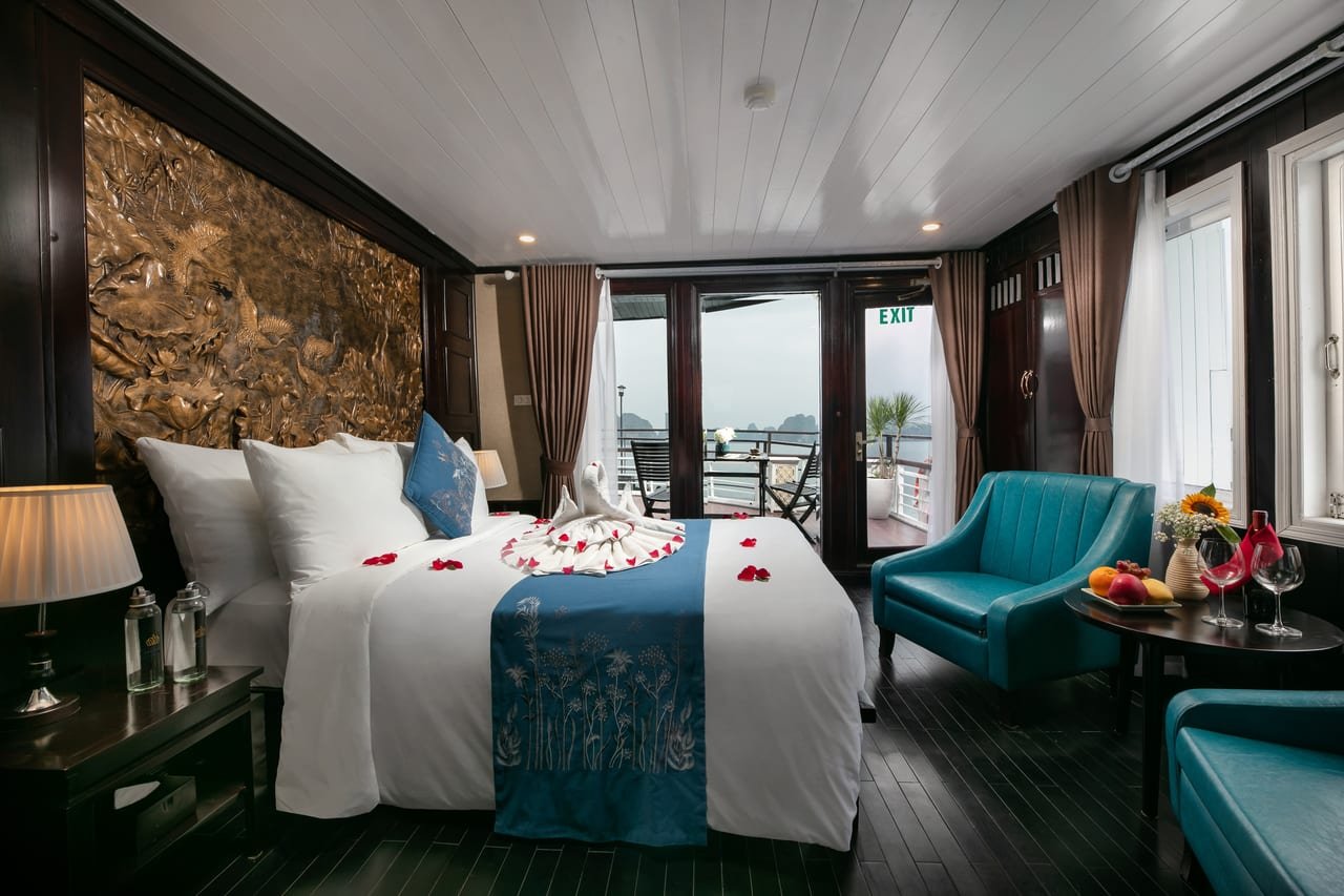 Alova Premium Day Cruise | Ha long Bay Day Trip from Hanoi – 01 Day