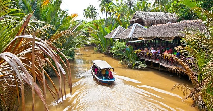 Cai Rang Floating Market & Fruit Gardens - Sunrise